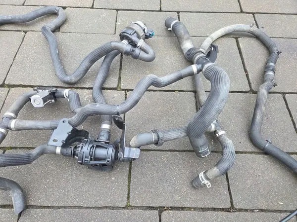 PUMPPUJOUSTEN KOKONAISUUS RENAULT TRAFIC III IV 2.0DCI image 7