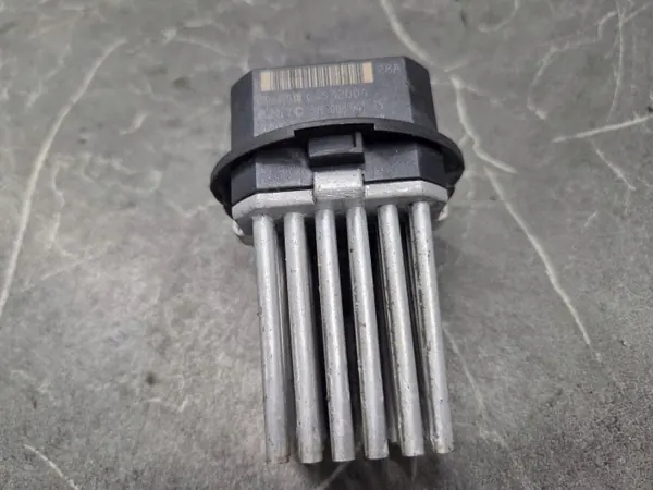 Lämmittimen vastus OEM G4532004 Mercedes-Benz image 3