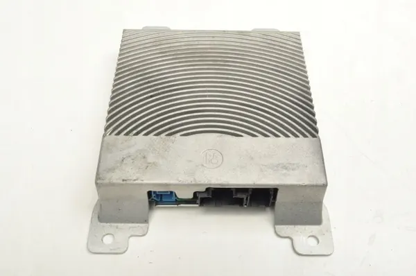 Amplificador de Rádio FORD H1BT-18B849-AJ Usado image 2