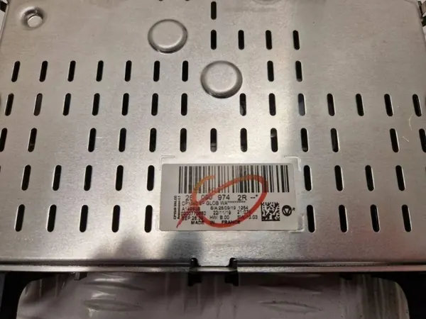 Écran tablette Renault Megane IV OEM 280909742R image 3