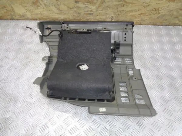 Luveta passageiro Audi A2 OEM 8Z1857095F 1999-2005 image 6