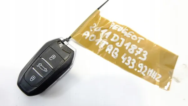 Comando Peugeot OEM 2011DJ1873 - Estado Usado image 2