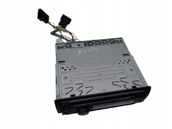 Sony Radio OEM CDX-GT25 Fiat Grande Punto:lle image 3