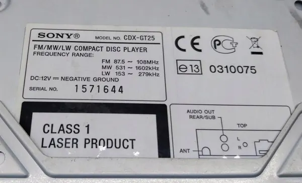 Sony Radio OEM CDX-GT25 Fiat Grande Punto:lle image 4