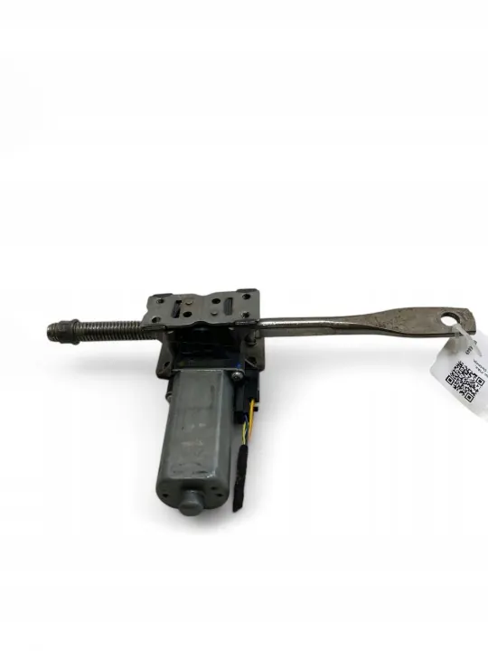 Motor de asiento Land Rover OEM C84234100 - Usado image 6