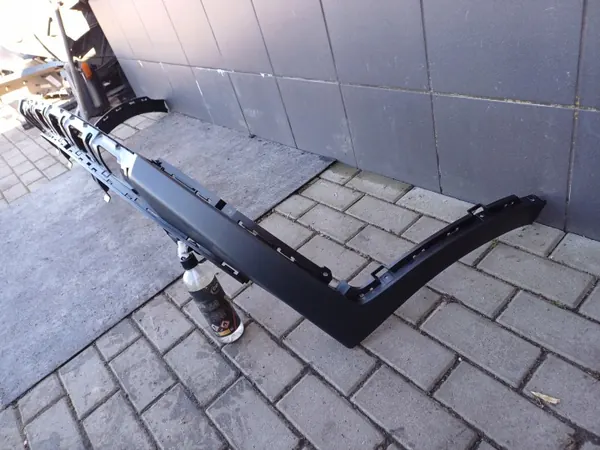 KIA SPORTAGE 4 IV Frontstoßstangentrim OEM 86512F1550 image 3