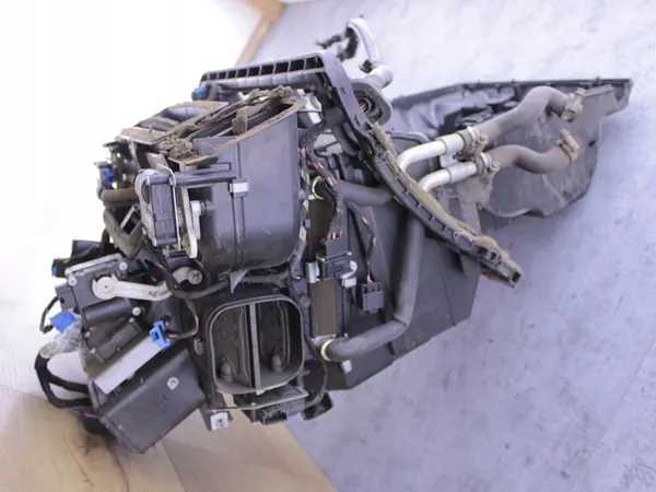 AUDI A8 D4 4H 2010-2017 Verwarming 4E0820003G image 6