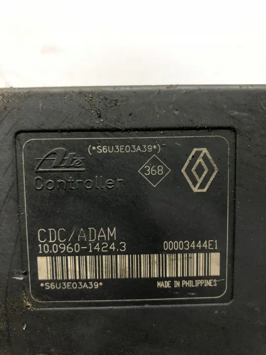 ABS-pumpstyrenhet OEM 8200183495-B - Begagnad image 3