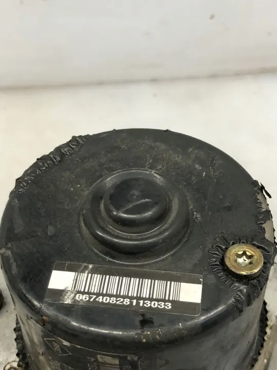 ABS-pumpstyrenhet OEM 8200183495-B - Begagnad image 5