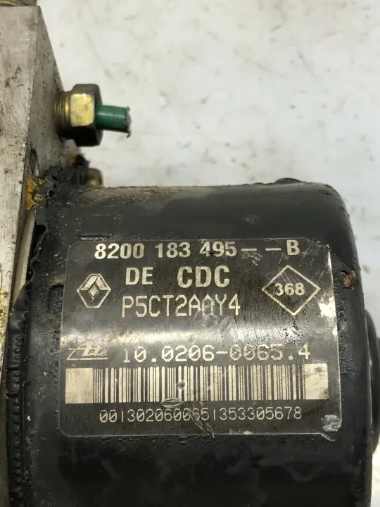 ABS-pumpstyrenhet OEM 8200183495-B - Begagnad image 6