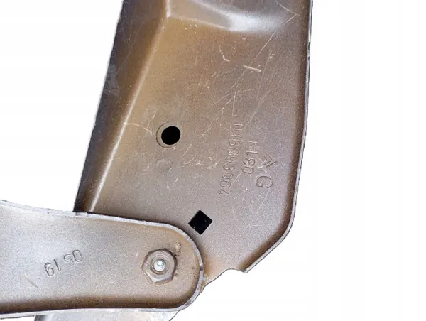 OEM 9801669580 Front Left Mudguard Bracket Citroen image 3