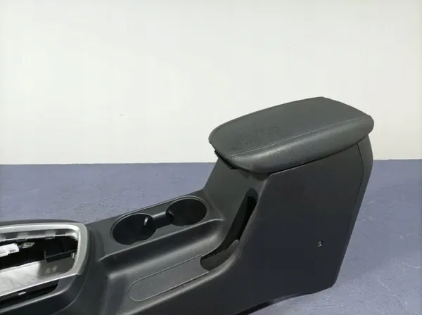 Accoudoir tunnel central Kia Ceed III OEM Lochow-324919- image 3