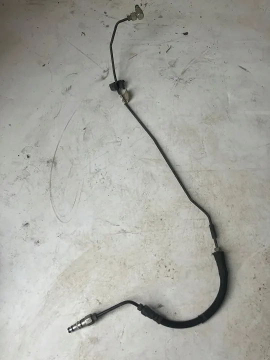 Tubo de embraiagem OEM 9808238480 para Peugeot 308 image 2