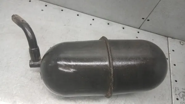Réservoir d'air OEM VOLVOMAR-137044 pour Iveco Daily 2.3D image 2