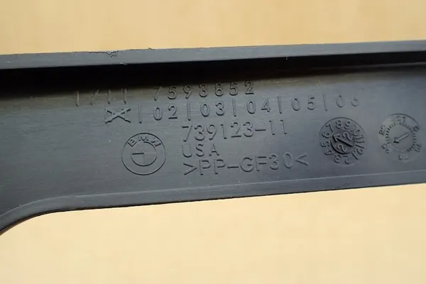 Marco radiador BMW X3 F25 10-14 OEM 17117593852 image 5