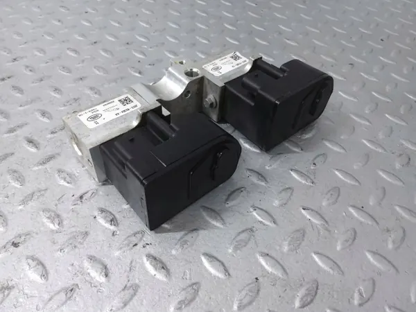 Jaguar I-Pace AC-laajennusventtiili OEM J9D36C582CA image 7