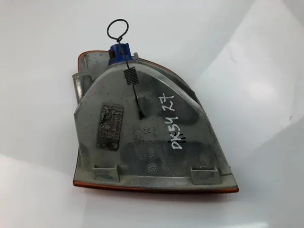 Intermitente izquierdo OEM 6388200121 Mercedes-Benz image 4