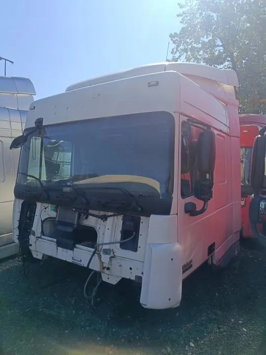 Cabine DAF XF 105 d'occasion - OEM XF 105 image 3