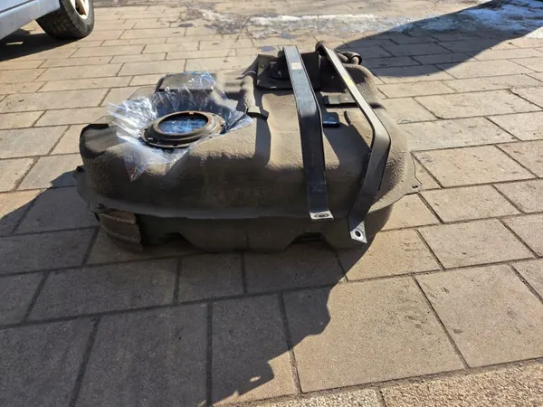 Brandstoftank OEM ZBIORNIK BAK PALIWA voor Kia Ceed II image 3