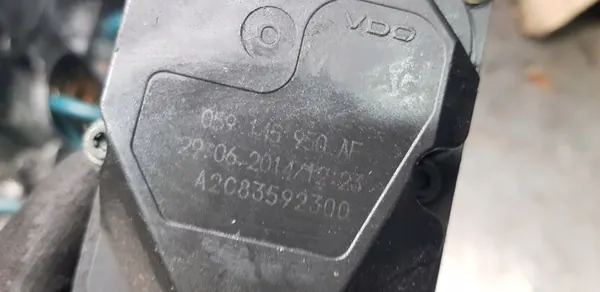 AUDI VW PORSCHE 3.0 TDI CORPO DE BORBOLETA OEM image 3