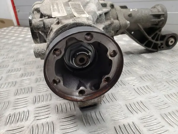 Mercedes-Benz GL X166 Voorste differentieel OEM A1663300300 image 3