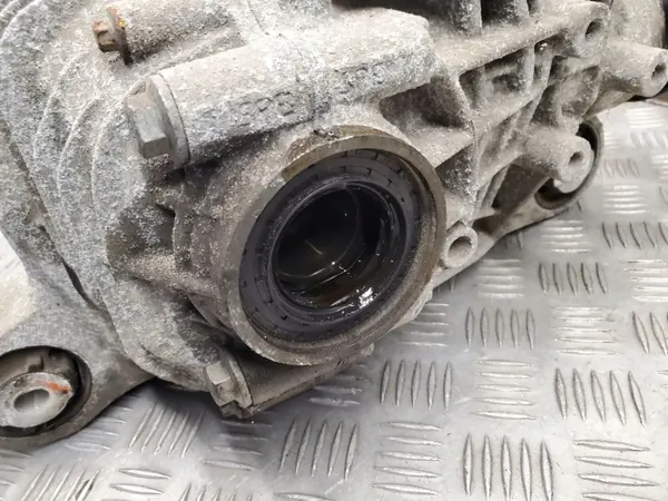 Mercedes-Benz GL X166 Voorste differentieel OEM A1663300300 image 4