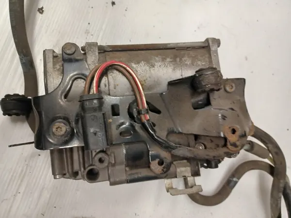 Mercedes Airmatic Kompressori OEM A2123200404 image 4