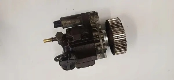 OEM 9658176080 ruiskutuspumppu Ford Fiestalle image 2