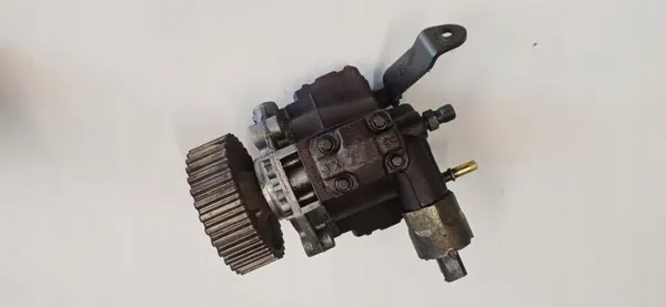 OEM 9658176080 ruiskutuspumppu Ford Fiestalle image 3