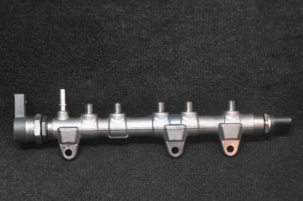 Polttoaineen ruiskutussarja BMW 5 F10 2.0D image 2