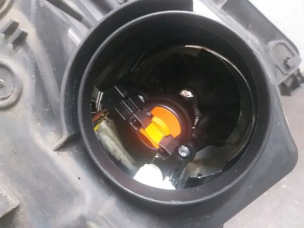 Fiat OE 1368641080 heijastin image 4