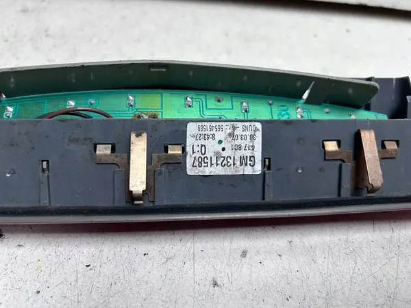 STOP-valo Opel Zafira B image 4