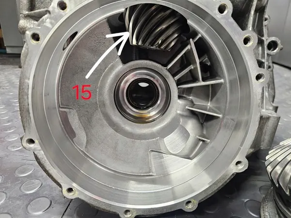 Front Housing with Differential DL382 image 3