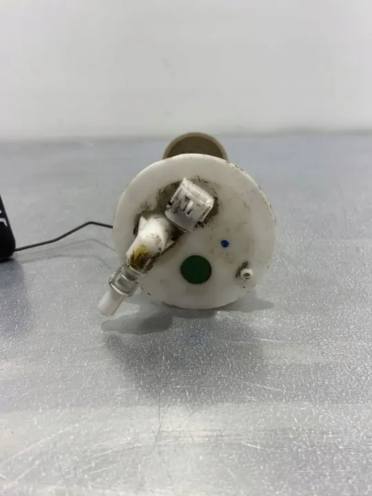 Subaru Brandstofniveau Sensor OEM FBZ20671 - Gebruikt image 3