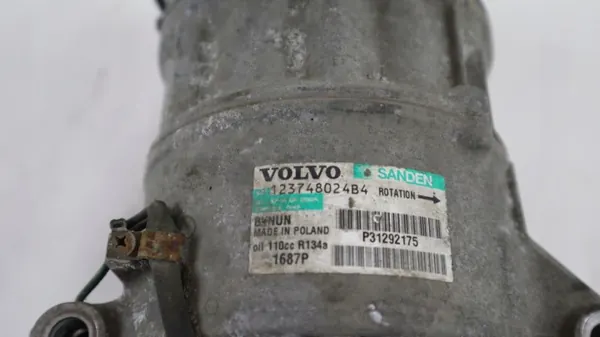 Volvo V40 II Airco Compressor OEM 31292175 image 3