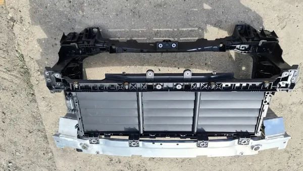 Radiatore Porsche Cayenne 9Y0 8W0121251H image 3