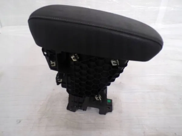 OEM 9830208680 Accoudoir Opel Corsa F Console Centrale image 2