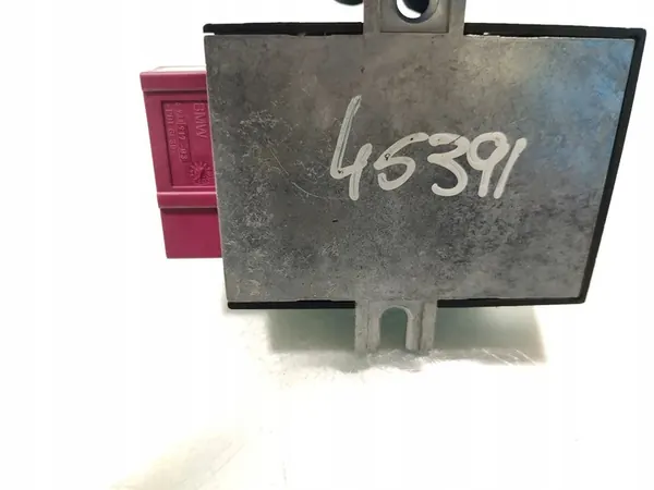 BMW 5 Series Bränslepumpkontrollmodul 535d Diesel image 7