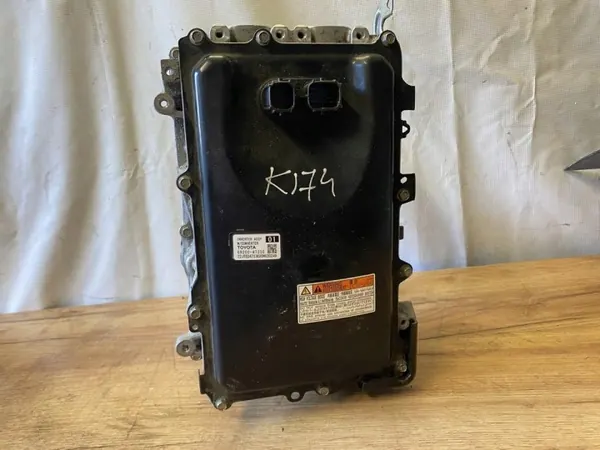 Inversor com conversor Toyota OEM G920047330 image 9