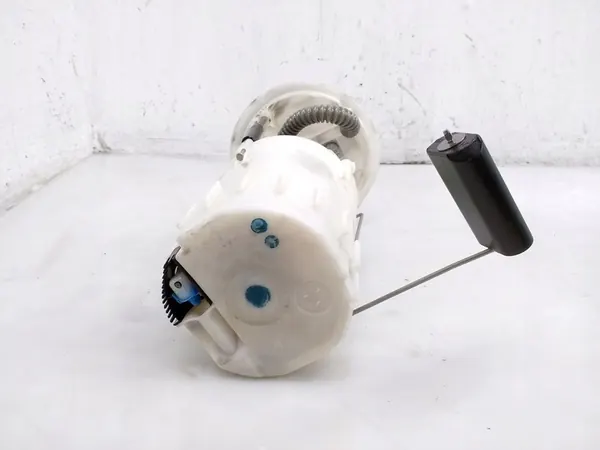 Bomba de combustível Opel Movano B 172026934R image 3