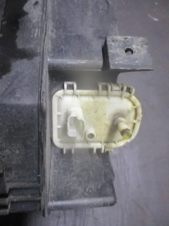 FAP-tank Peugeot 5008 2.0 HDI OEM 9684805080 image 5