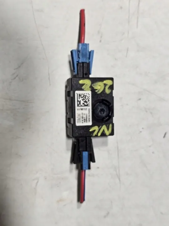 Amplificateur d'antenne BMW X1 E84 OEM 9181453 image 2