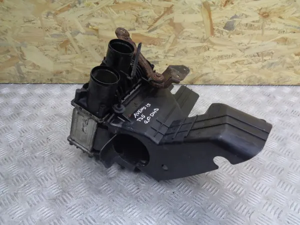 OEM Intercooler AVENSIS II T25 2.0 D4D - Valeo 873067D image 3