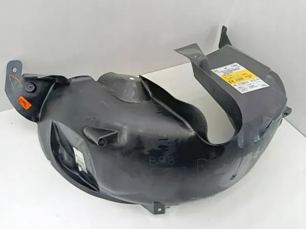 Renault Clio IV Aile Arrière Droite OEM 767483362R image 4