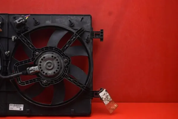 FLÄKT OPEL MERIVA B 1.7 13331010 image 8