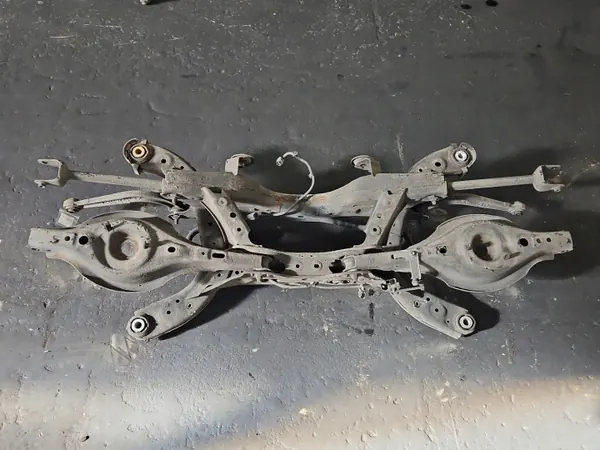 Taka-akselipalkki OEM IMPRK1392686 Mazda CX-5 image 5