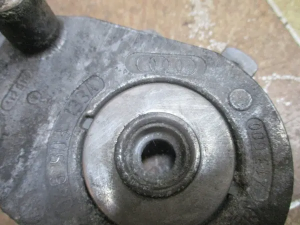 Remskruv Audi 100 2.5TDI 2.4D 046903133A image 4