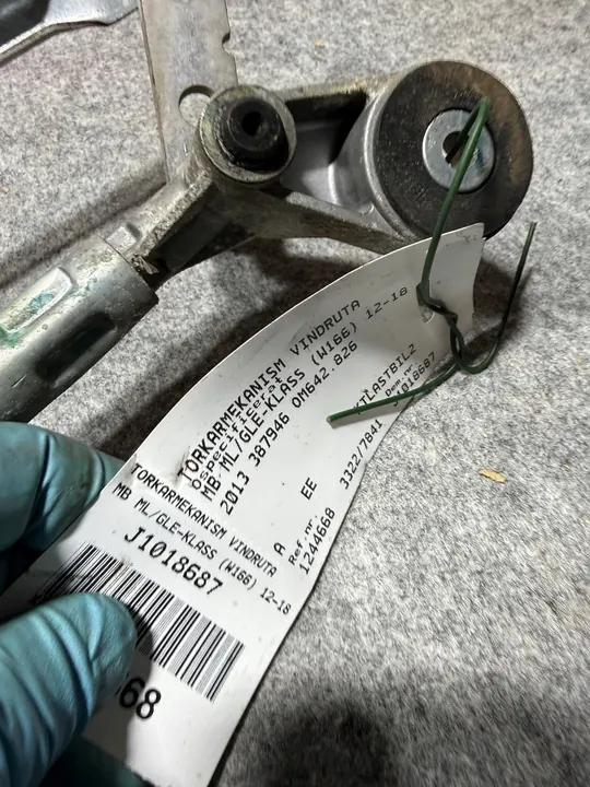 MERCEDES W164 Voorruitenwisser Mechanisme A1648202442 A1668202940 image 3