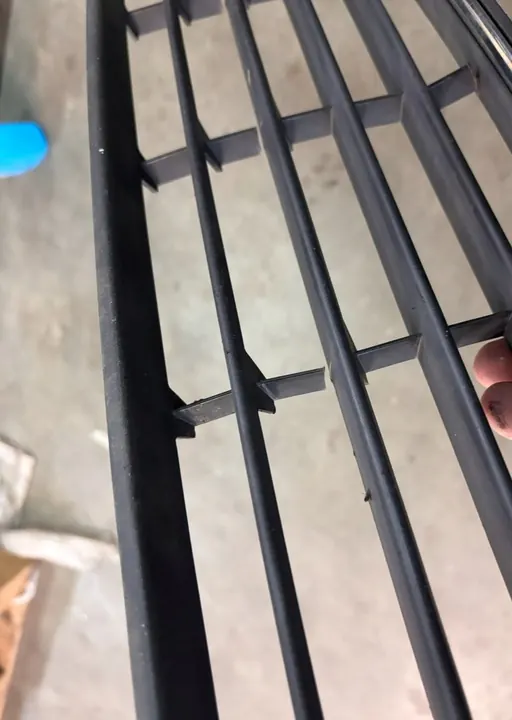 Griglia paraurti anteriore VW Touran II 2010-2015 image 3