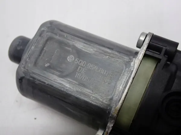 OEM 5Q0959801B Voorlinker Raamregelaar Skoda image 4